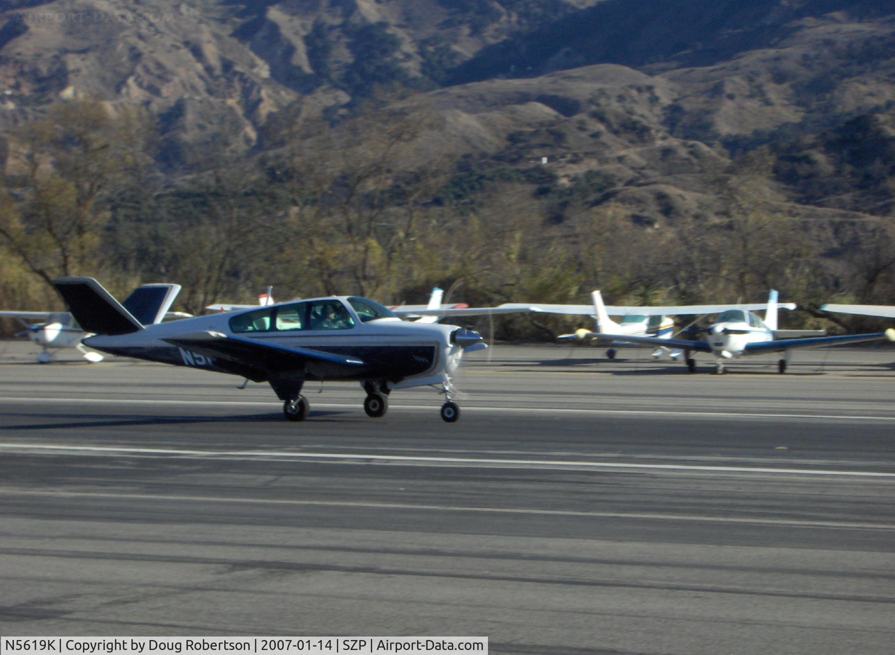 N5619K, 1964 Beech S35 Bonanza C/N D-7380, 1964 Beech S35 BONANZA, Continental IO-520-B 285 Hp, takeoff roll Rwy 22