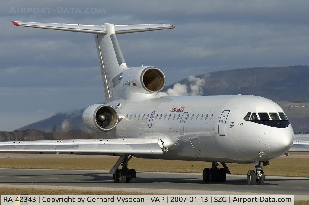 RA-42343, 1987 Yakovlev Yak-42 C/N 4520421708285, Salzburg @ highest frequenz