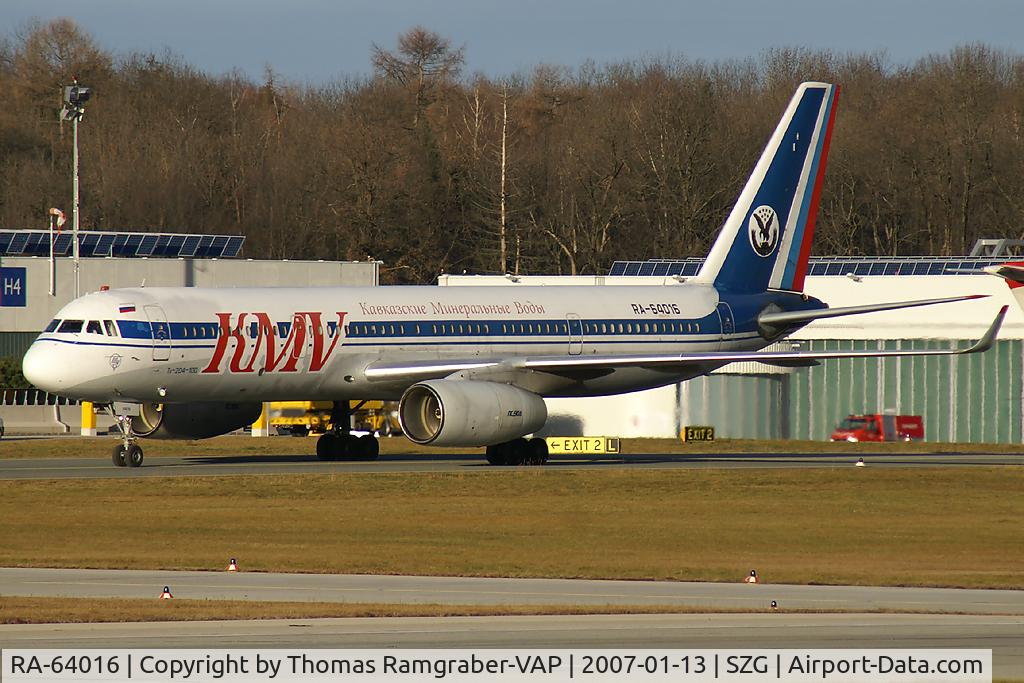 RA-64016, 1995 Tupolev Tu-204-100 C/N 1450742364016, KMV Kavkazkie Mineralnye Vody TU-204