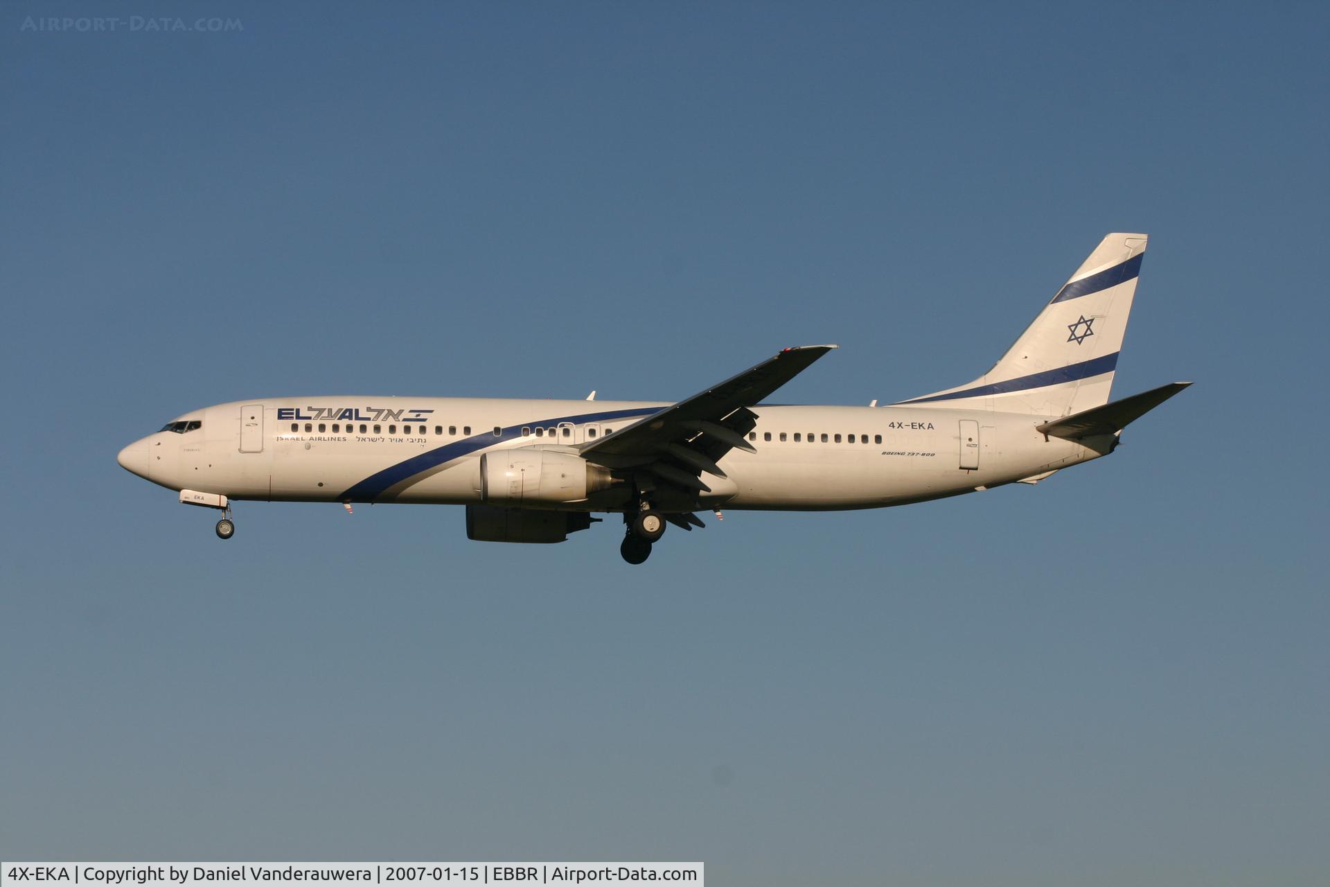 4X-EKA, 1999 Boeing 737-858 C/N 29957, arrival of flight LY331