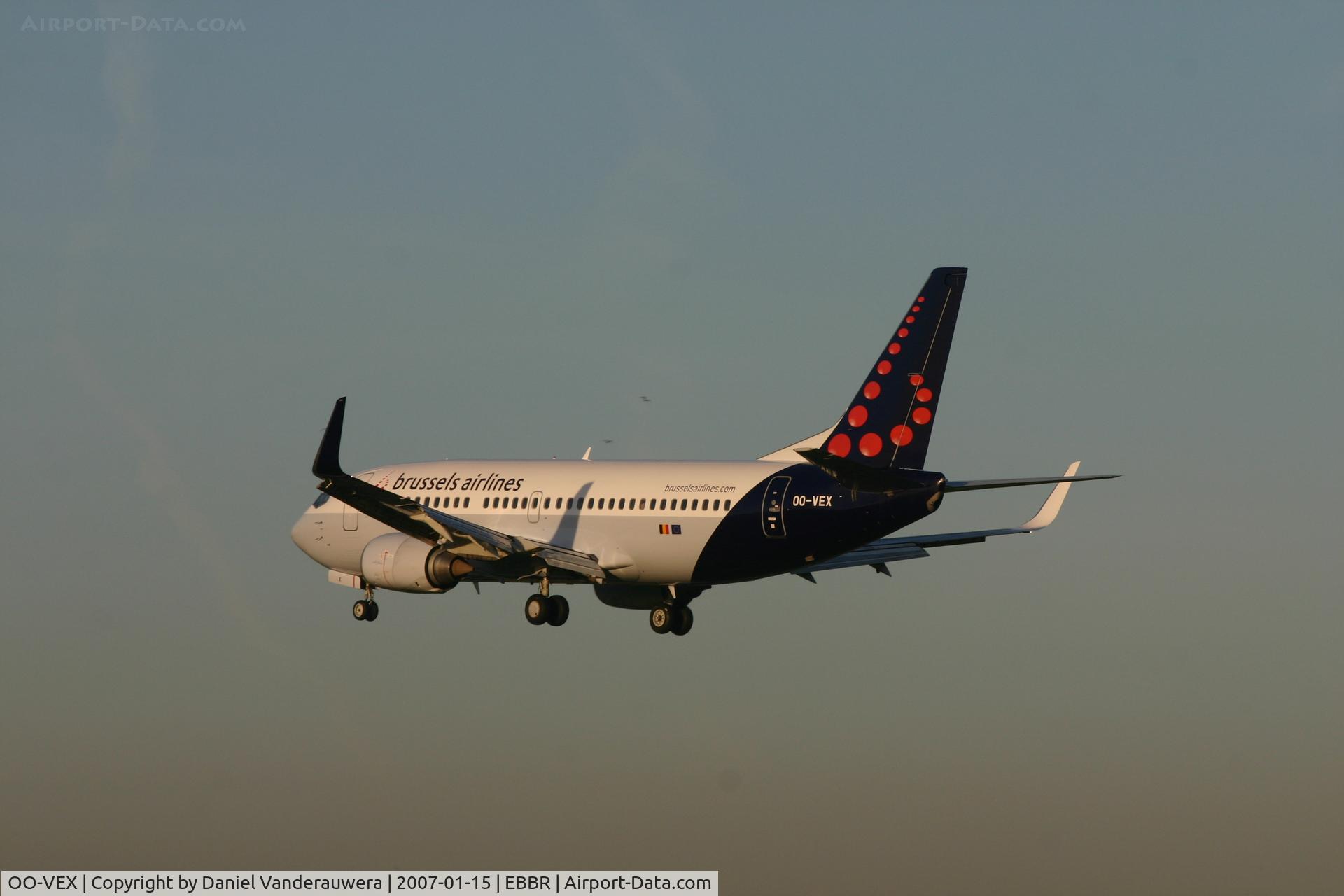 OO-VEX, 1997 Boeing 737-36N C/N 28670, with new colour scheme