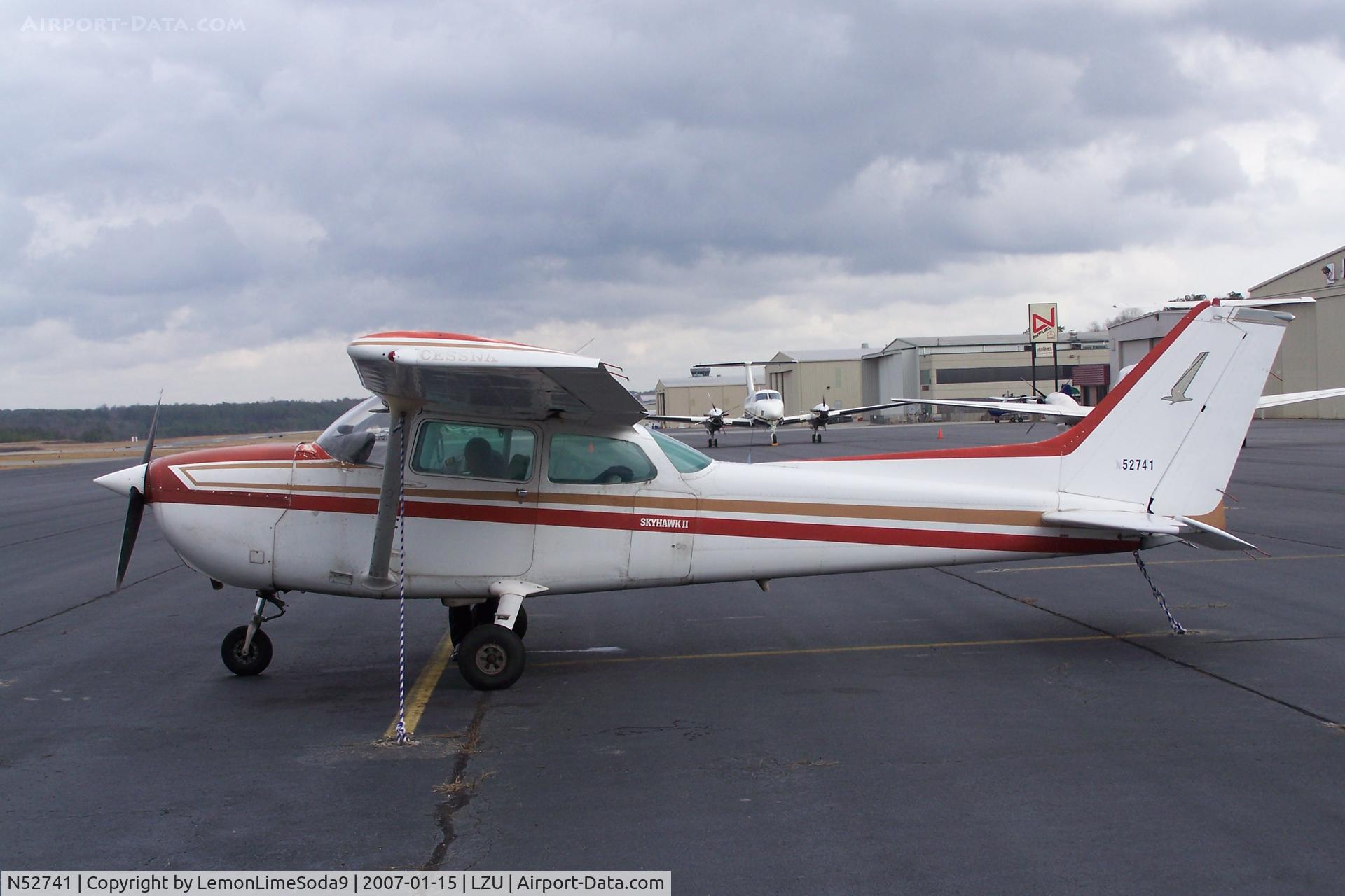 N52741, 1981 Cessna 172P C/N 17274596, This was taken what I was at LZU