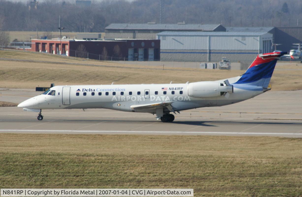 N841RP, 2003 Embraer ERJ-135LR (EMB-135LR) C/N 145737, Delta Connection