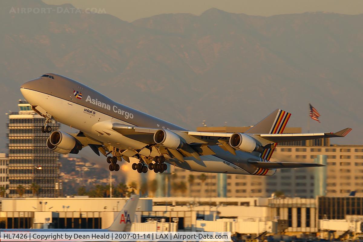HL7426, 1999 Boeing 747-48EF/SCD C/N 27603, Asiana Cargo HL7426 (AAR281) climbing out from RWY 25R in nice evening light enroute to Incheon Int'l (RKSI) - Seoul, South Korea.