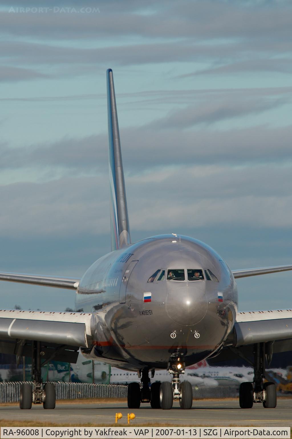 RA-96008, 1992 Ilyushin Il-96-300 C/N 74393201005, Aeroflot Iljuschin 96