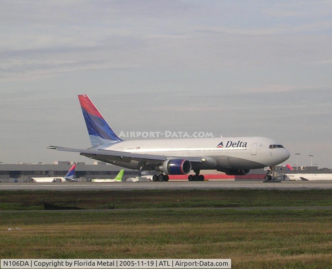 N106DA, 1982 Boeing 767-232 C/N 22218, Delta 767-200