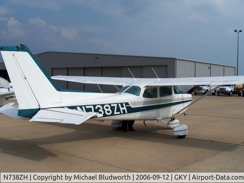 N738ZH, 1978 Cessna 172N C/N 17270362, And from the back quarter
