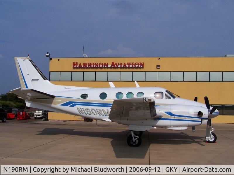N190RM, 1972 Beech E-90 King Air C/N LW-1, In Arlington, Texas