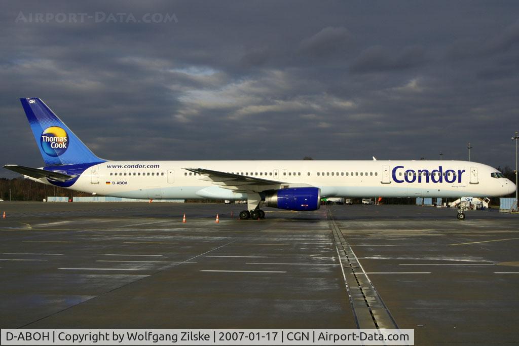 D-ABOH, 1999 Boeing 757-330 C/N 30030, visitor
