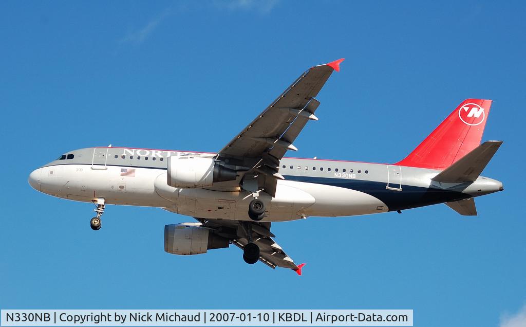N330NB, 2001 Airbus A319-114 C/N 1549, Northwest on final to 33 from KMSP