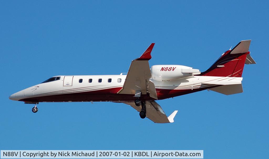 N88V, 1999 Learjet Inc 60 C/N 155, New paint on this learjet