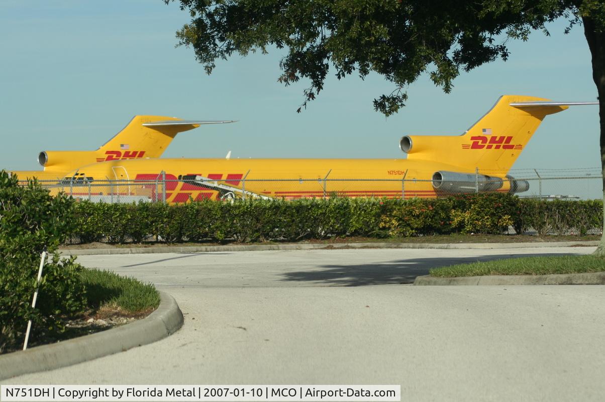 N751DH, 1982 Boeing 727-264 C/N 22982, DHL 727