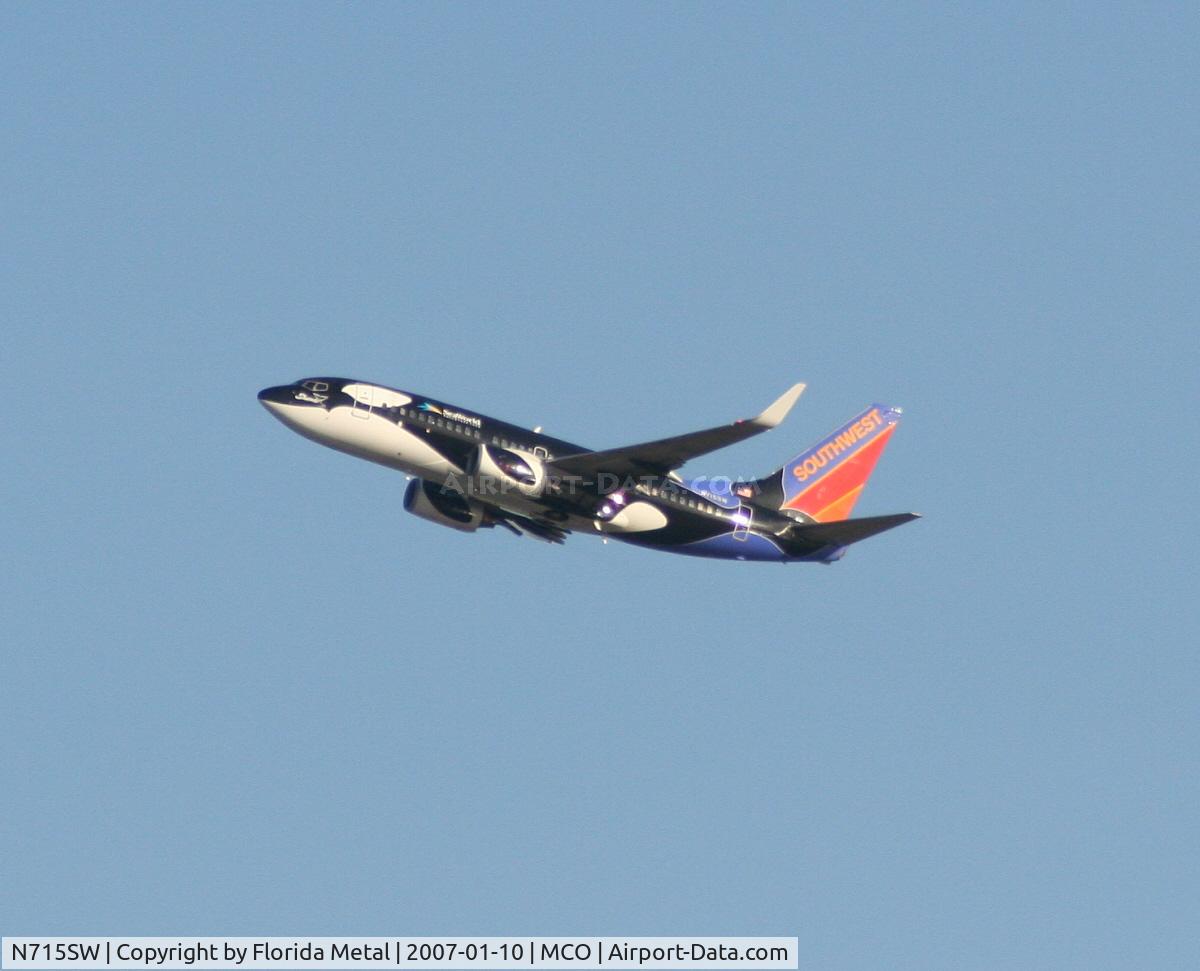 N715SW, 1998 Boeing 737-7H4 C/N 27849, Southwest Shamu