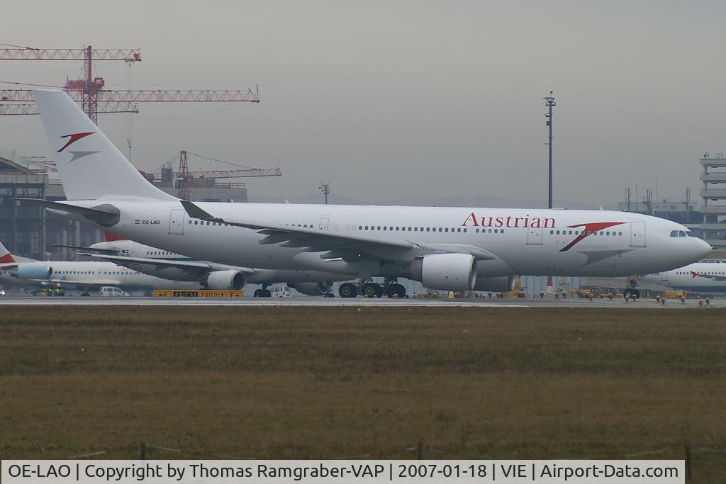 OE-LAO, 2000 Airbus A330-223 C/N 181, Austrian Airbus A330-200