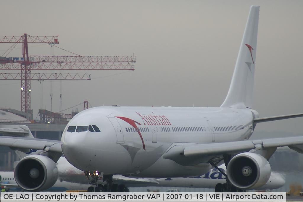 OE-LAO, 2000 Airbus A330-223 C/N 181, Austrian Airbus A330-200