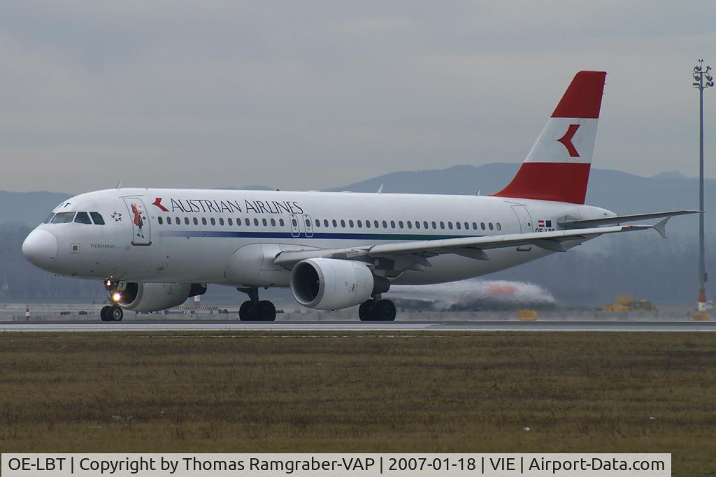 OE-LBT, 2000 Airbus A320-214 C/N 1387, Austrian Airlines Airbus A320 (still in old colors)