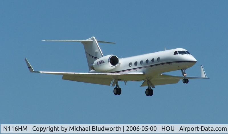 N116HM, 1987 Gulfstream Aerospace Gulfstream IV C/N 1024, Final to 12R