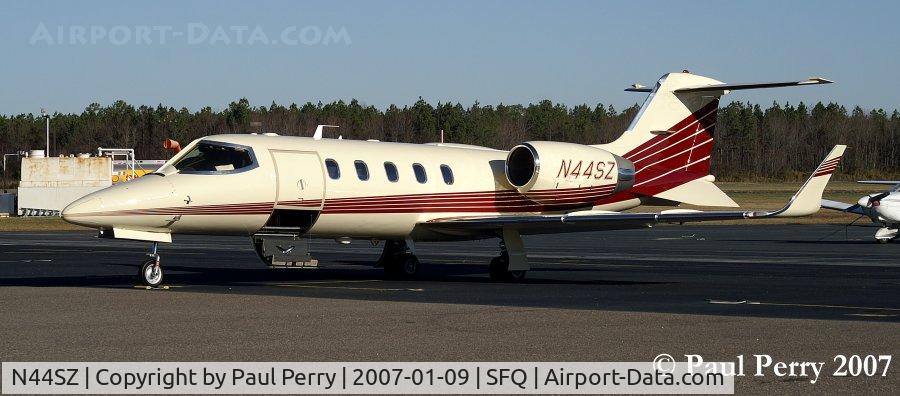 N44SZ, 2000 Learjet Inc 31A C/N 193, The sleek lines of a Lear.