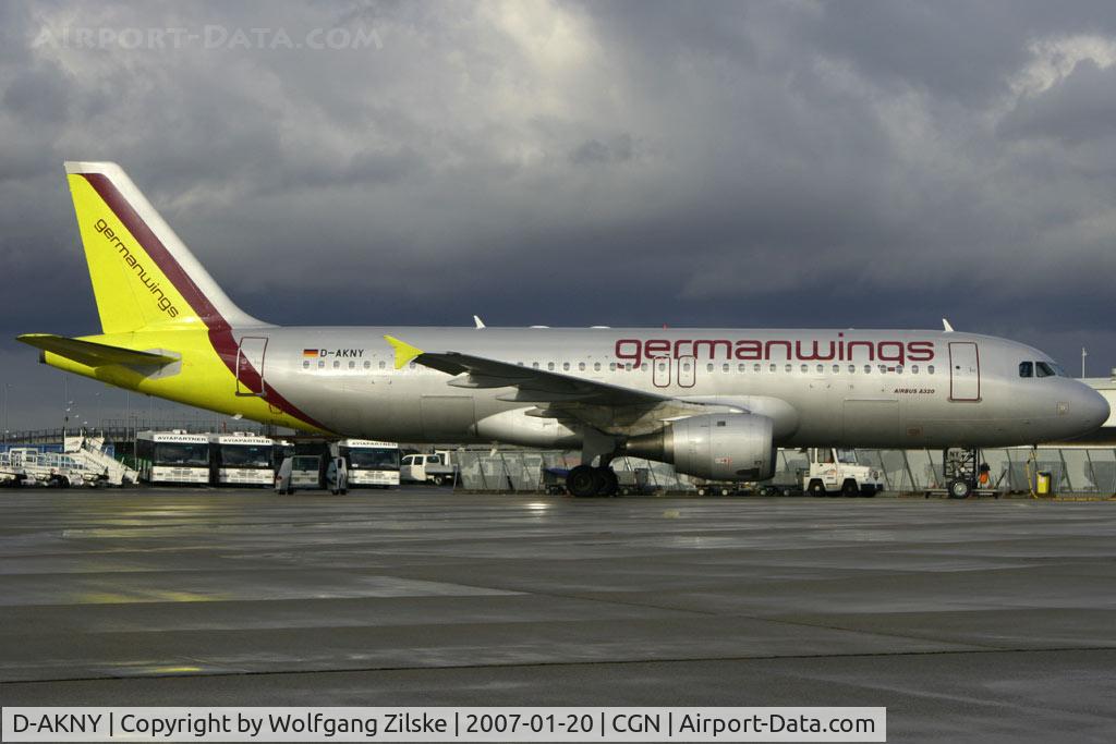 D-AKNY, 1996 Airbus A320-212 C/N 579, visitor