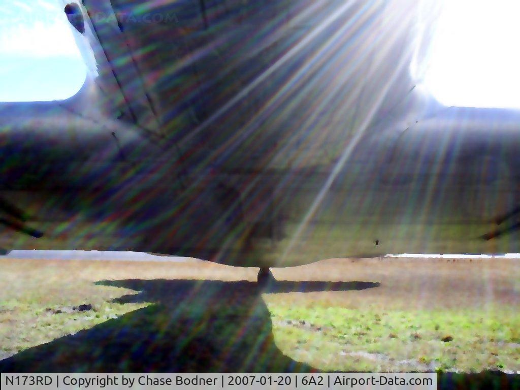 N173RD, 1944 Douglas DC-3C C/N 25313, Belly of a DC-3 at 6A2