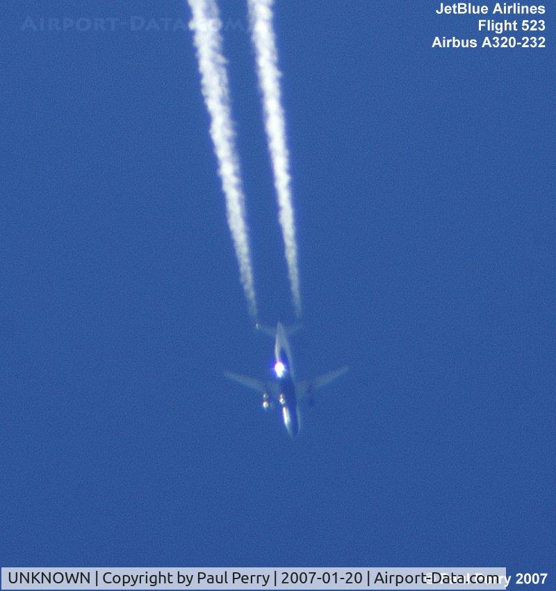 UNKNOWN, Contrails Various C/N Unknown, Headed south over North Carolina