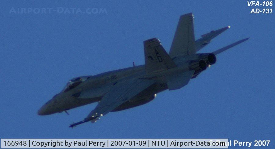 166948, Boeing F/A-18E Super Hornet C/N E190, This Echo is toting a CAP-9 Sidewinder Training Round