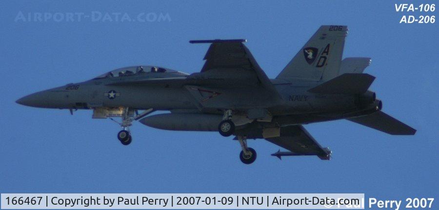 166467, Boeing F/A-18F Super Hornet C/N F102, Everything down but the hook