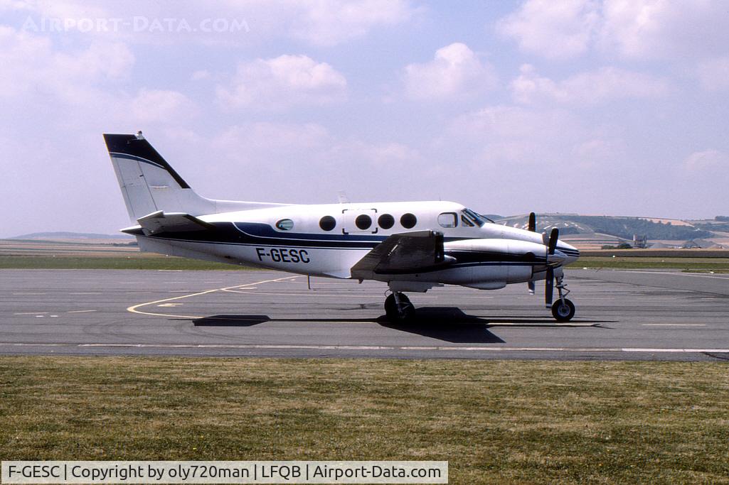 F-GESC, 1972 Beech C90 King Air C/N LJ-554, Photographed at Troyes airport in France, July 1986.