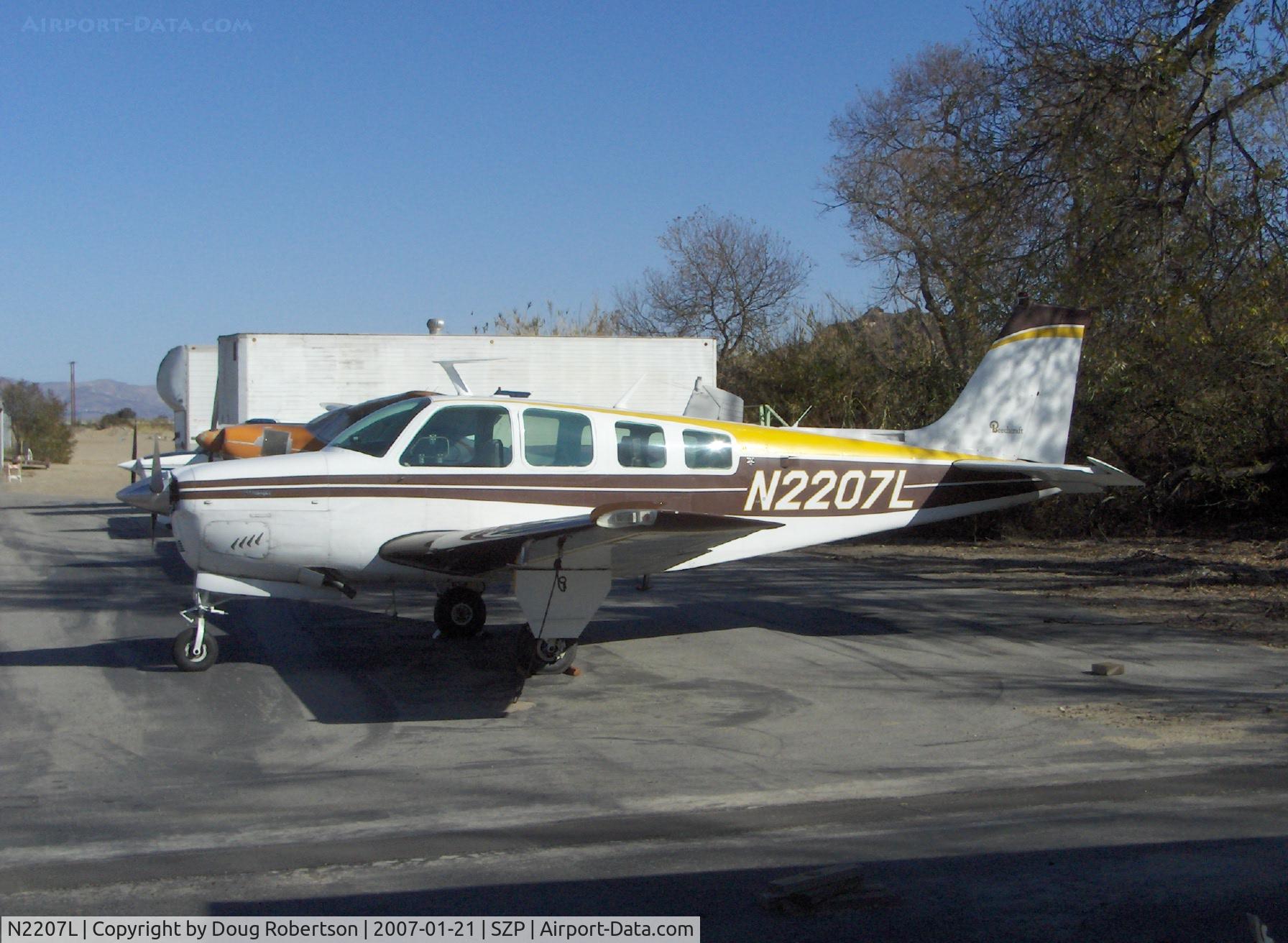 N2207L, 1976 Beech A36 Bonanza 36 C/N E-915, 1976 Beech A36 BONANZA, Continental IO-520 285 Hp