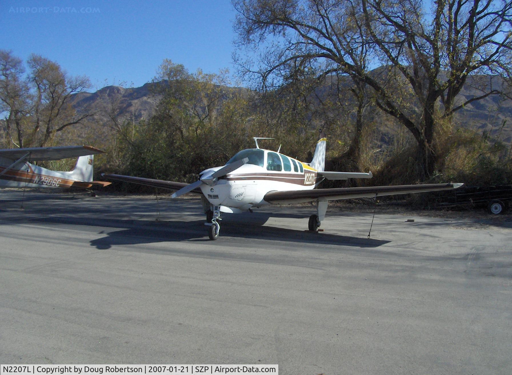 N2207L, 1976 Beech A36 Bonanza 36 C/N E-915, 1976 Beech A36 BONANZA, Continental IO-520 285 Hp