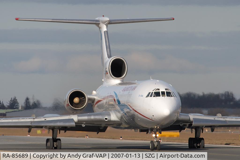 RA-85689, 1990 Tupolev Tu-154M C/N 90A860, Vladivostok Avia Tu154M