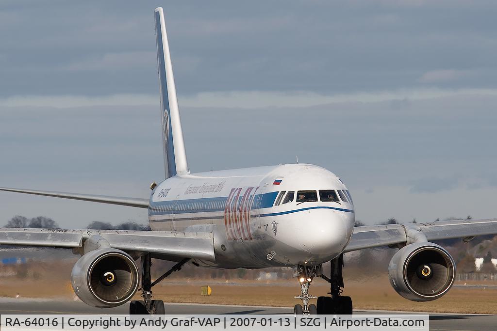 RA-64016, 1995 Tupolev Tu-204-100 C/N 1450742364016, KMV Tu204