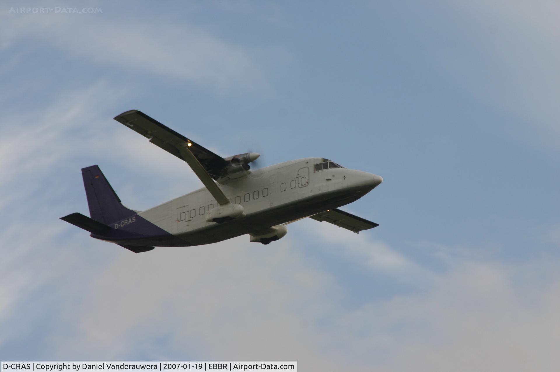 D-CRAS, 1988 Short 360-300/F C/N SH3744, taking off from rwy 25R (winter condition)