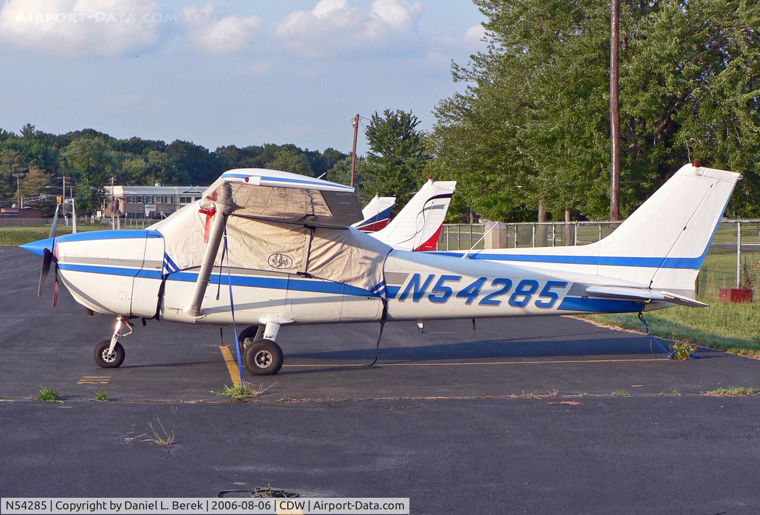 N54285, 1981 Cessna 172P C/N 17274945, A 1981 Skyhawk takes in the summer evening rays at Caldwell Wright Airport.
