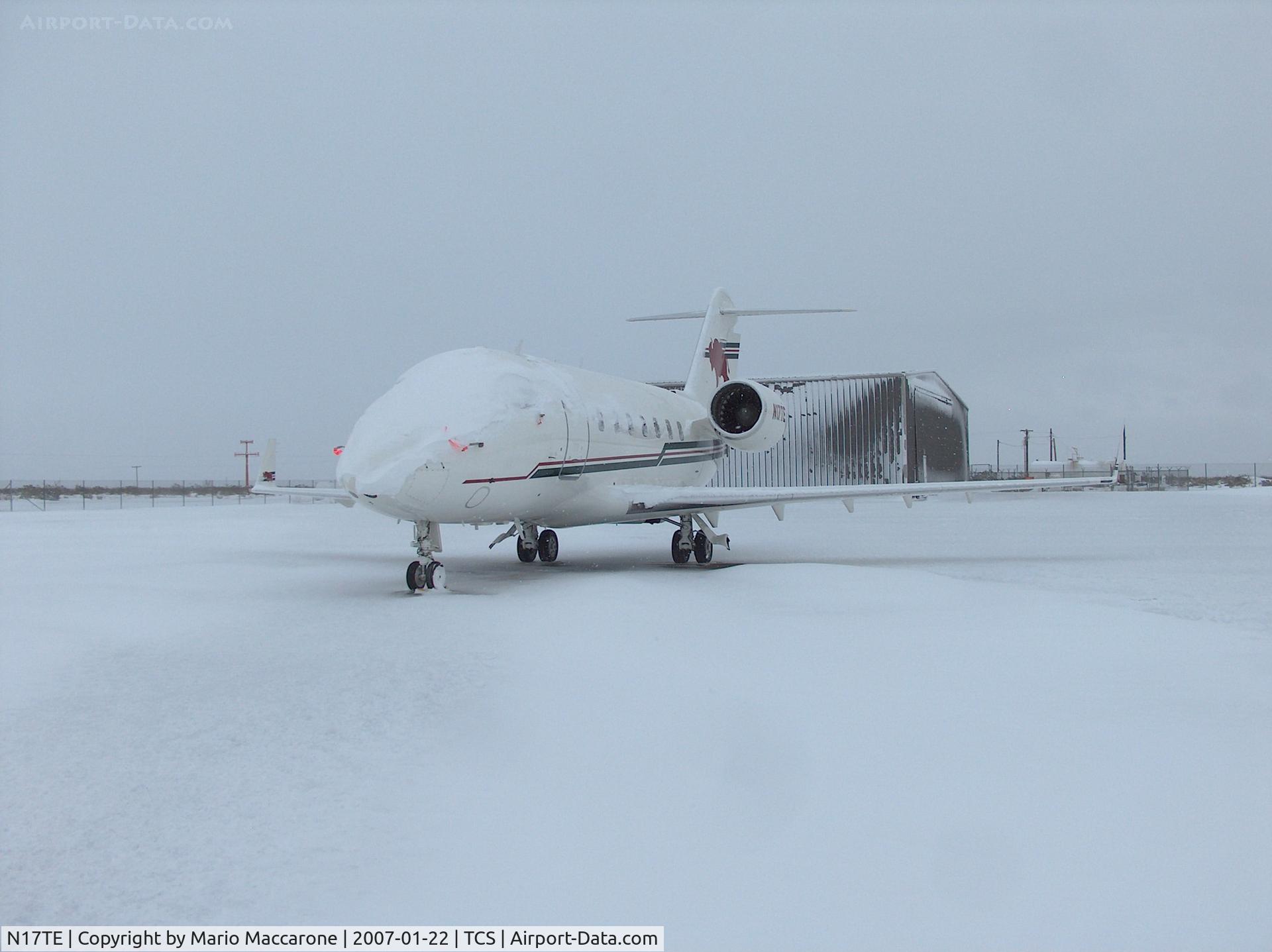 N17TE, 2007 Bombardier Challenger 605 (CL-600-2B16) C/N 5724, On the ramp TCS
