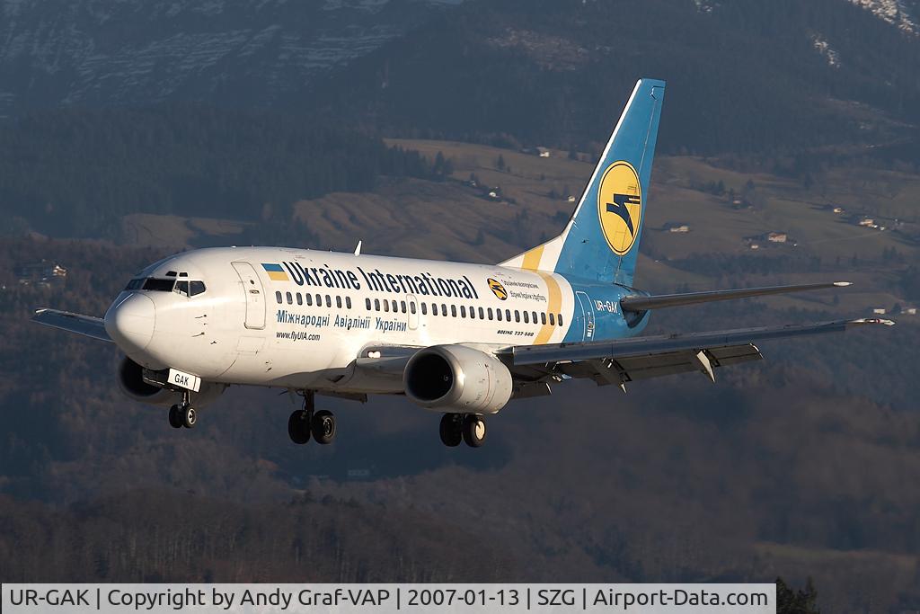 UR-GAK, 1992 Boeing 737-5Y0 C/N 26075, Ukraine International 737-500