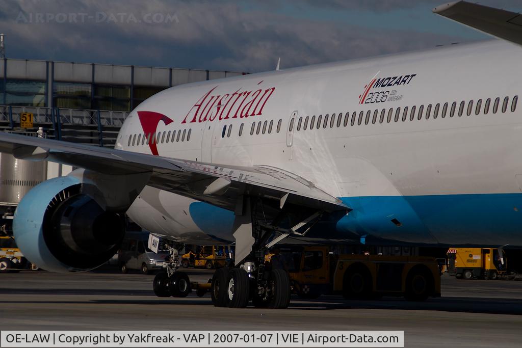 OE-LAW, 1992 Boeing 767-3Z9/ER C/N 26417, Austrian Airlines Boeing 767-300