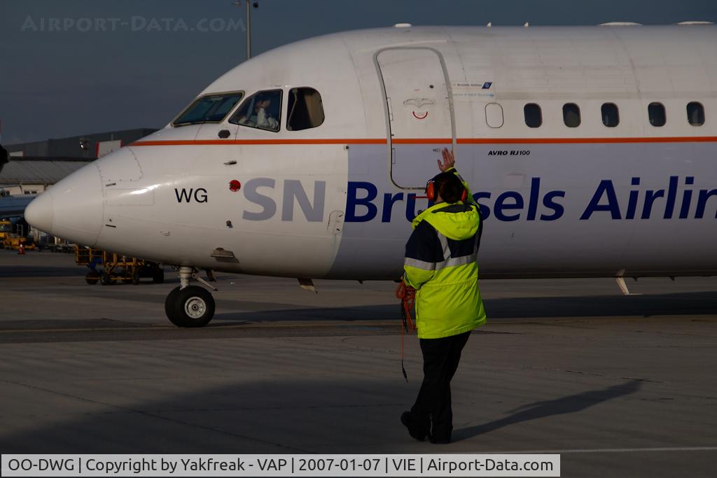 OO-DWG, 1998 British Aerospace Avro 146-RJ100 C/N E3336, SN Brussels BAe 146