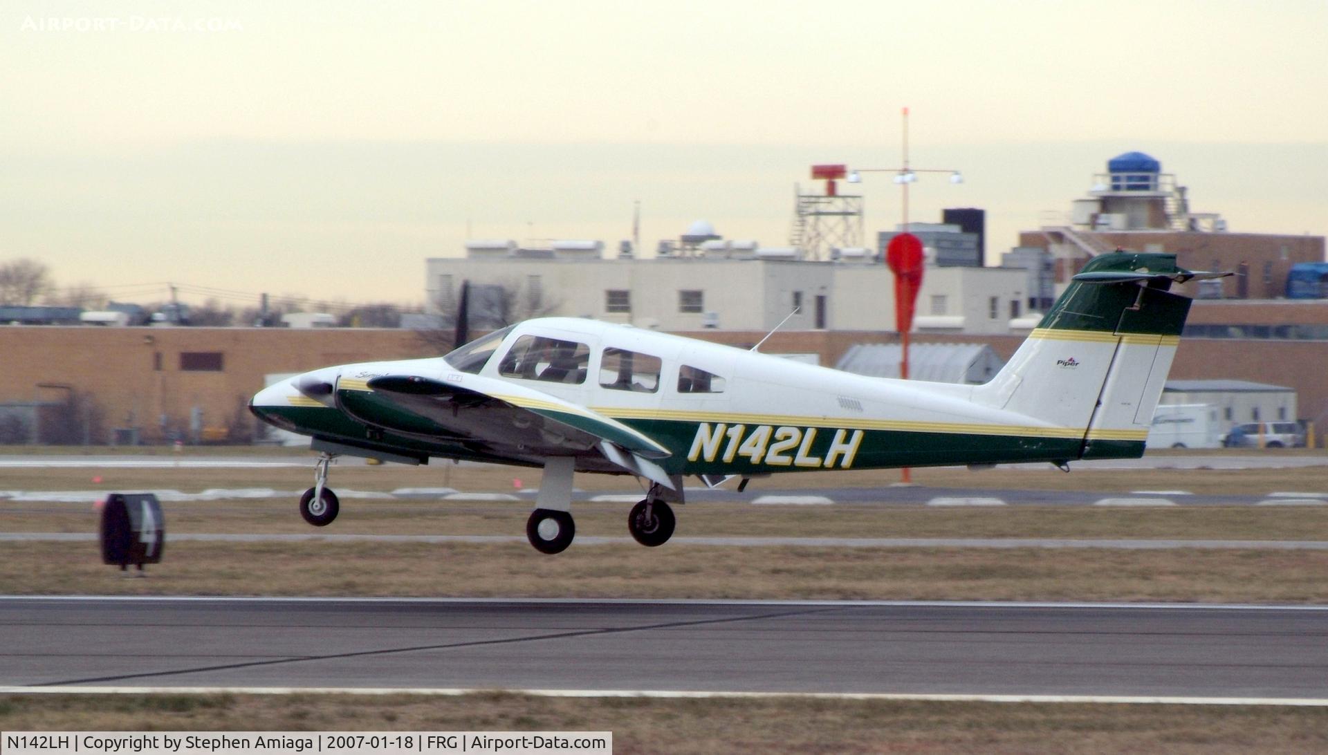 N142LH, 2003 Piper PA-44-180 Seminole C/N 4496177, Farmingdale State Seminole about to flare 19