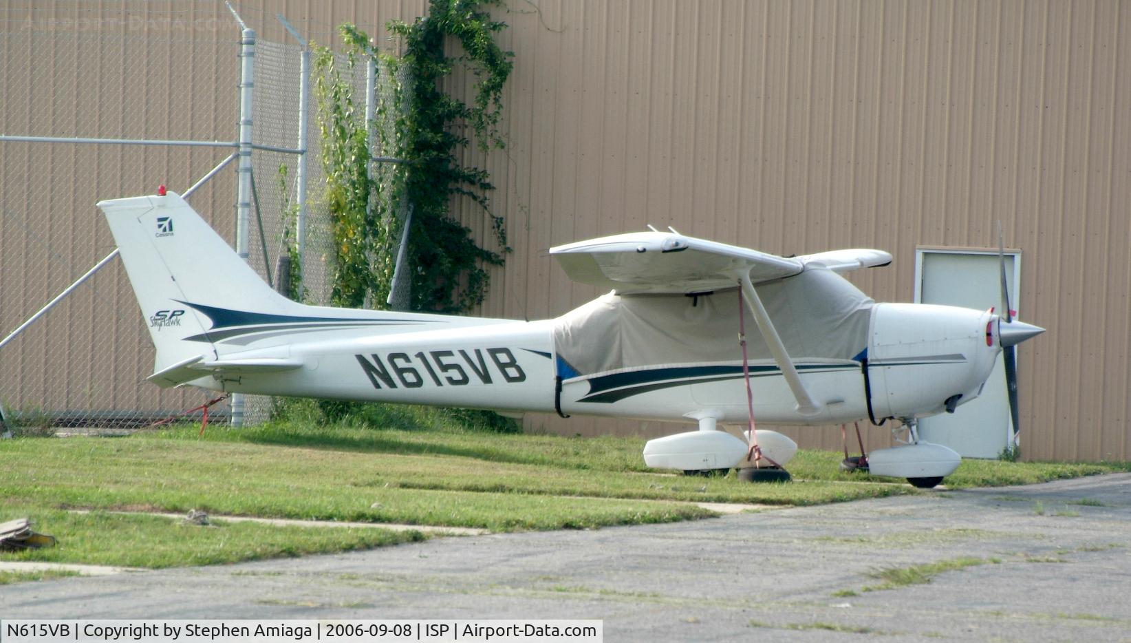 N615VB, 2004 Cessna 172S C/N 172S9615, VB at the A&P Ramp