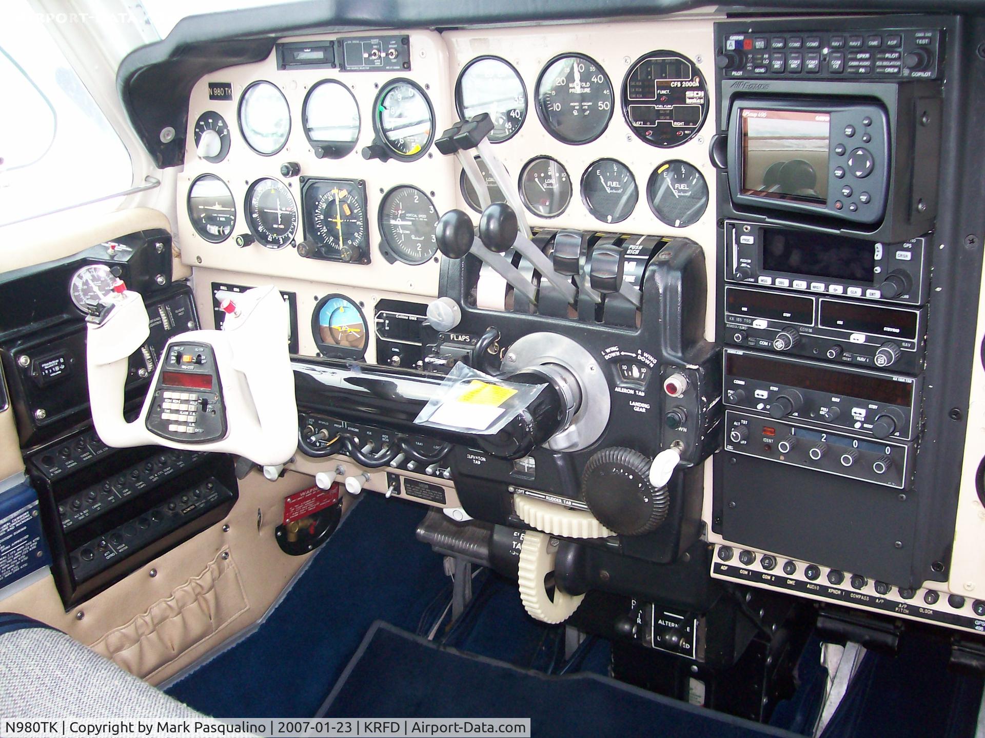 N980TK, 1971 Beech E-55 Baron C/N TE-832, Beech E55