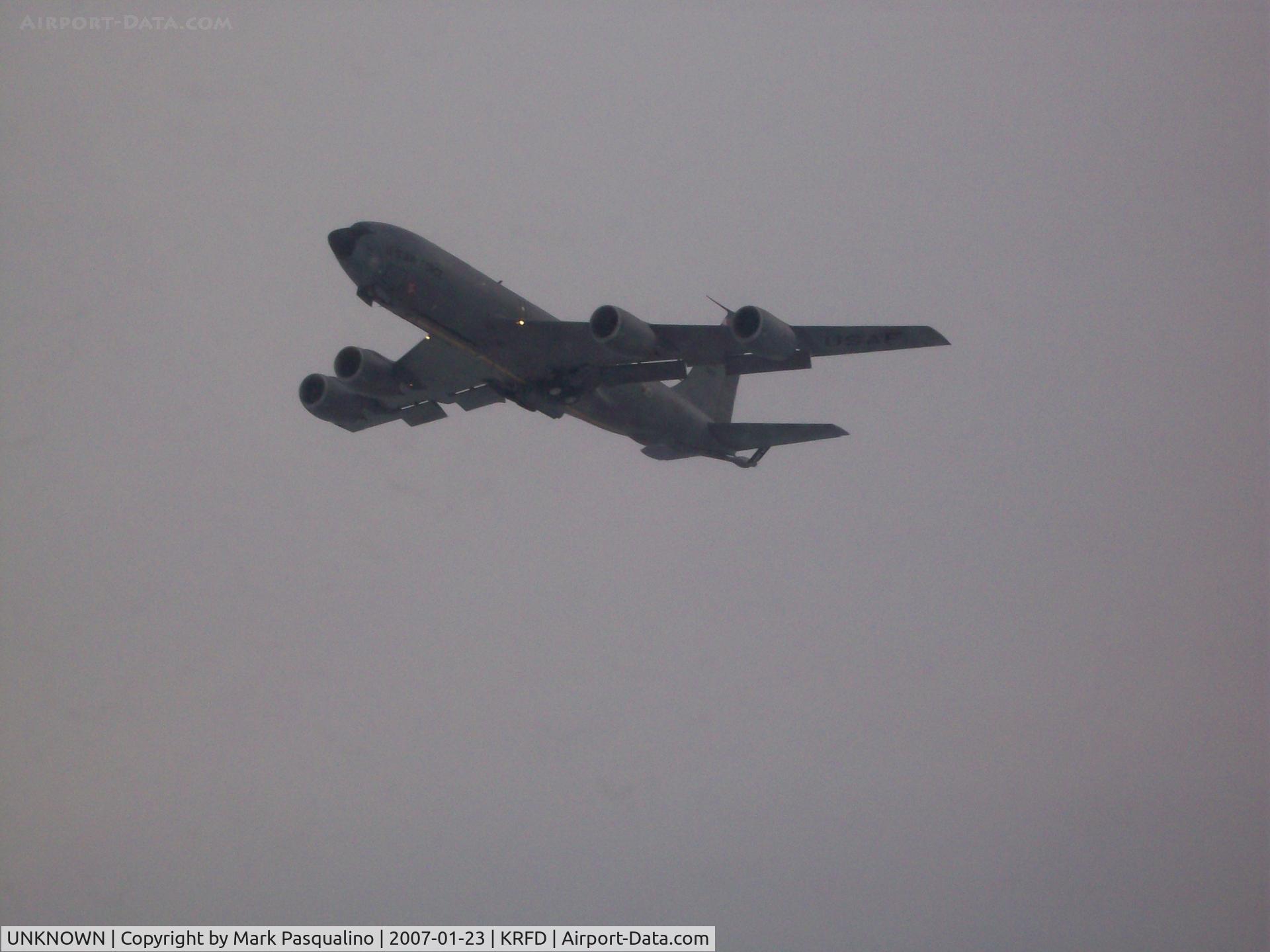 UNKNOWN, , KC-135R doing takeoffs and landings at Rockford