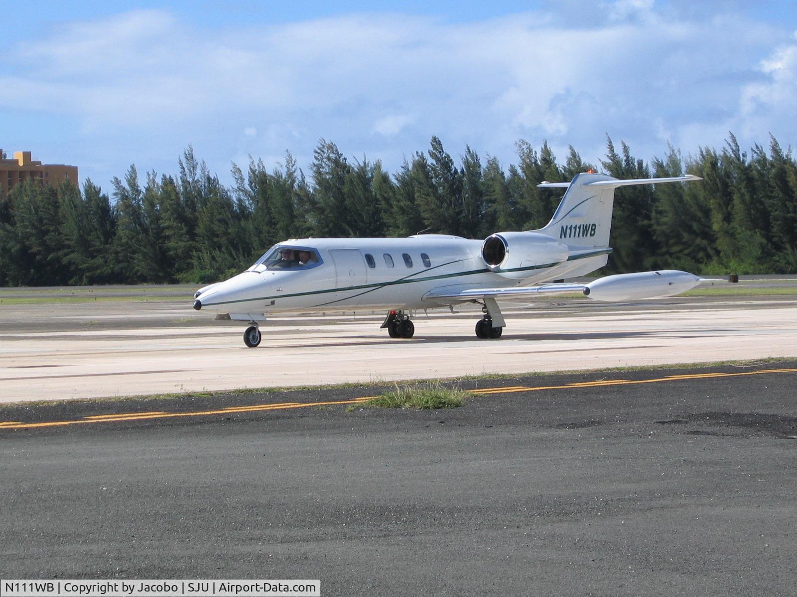 N111WB, 1974 Gates Learjet 35 C/N 003, taxing into the ramp