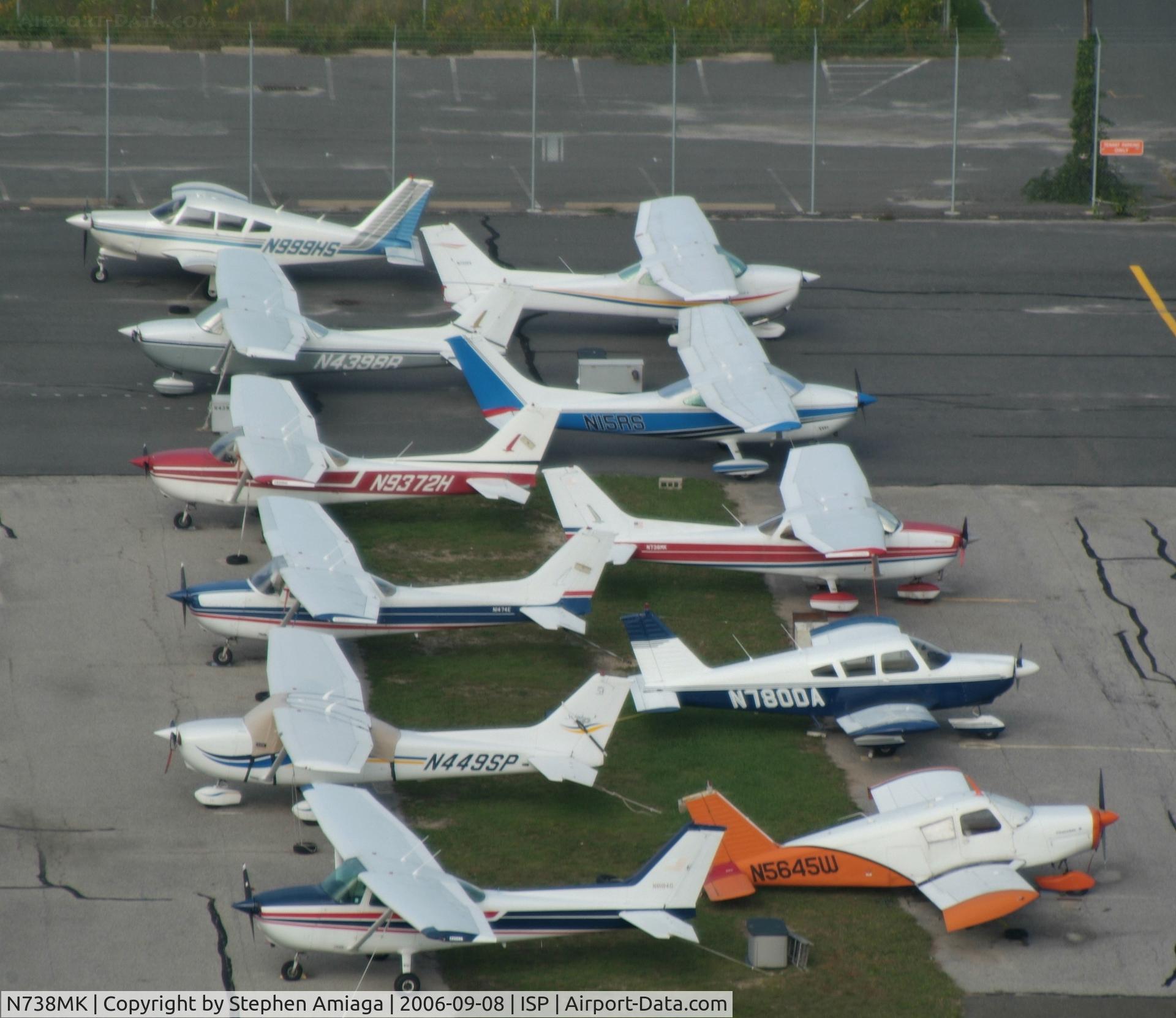 N738MK, 1977 Cessna 172N C/N 17270083, All lined up...