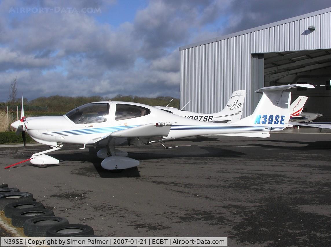 N39SE, 2003 Diamond DA-40 Diamond Star C/N 40.299, DA40 at Turweston