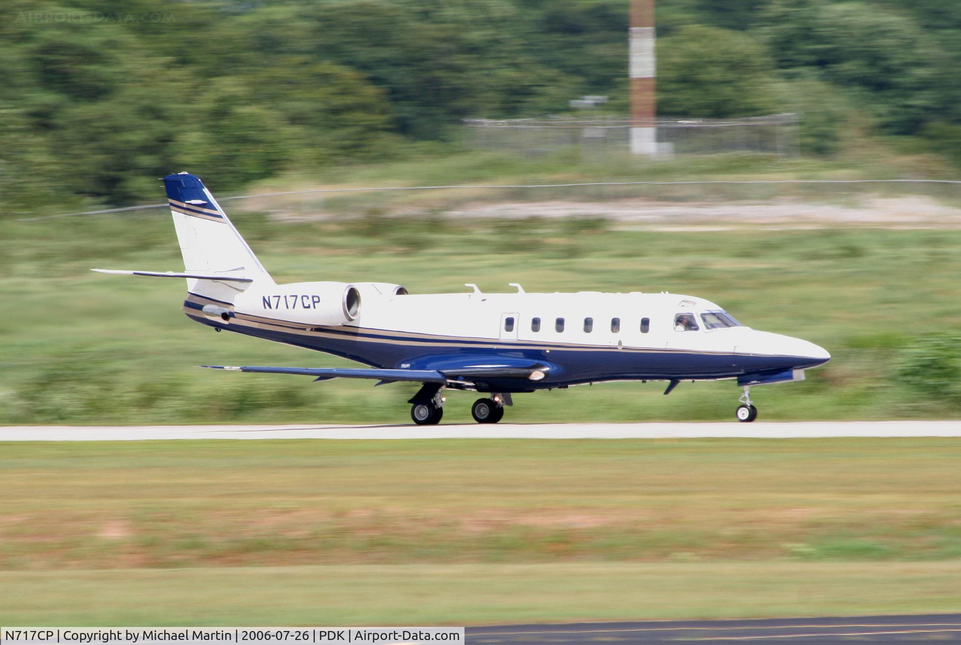 N717CP, 1991 Israel Aircraft Industries IAI-1125 Westwind Astra C/N 053, Taking off from Runway 20L