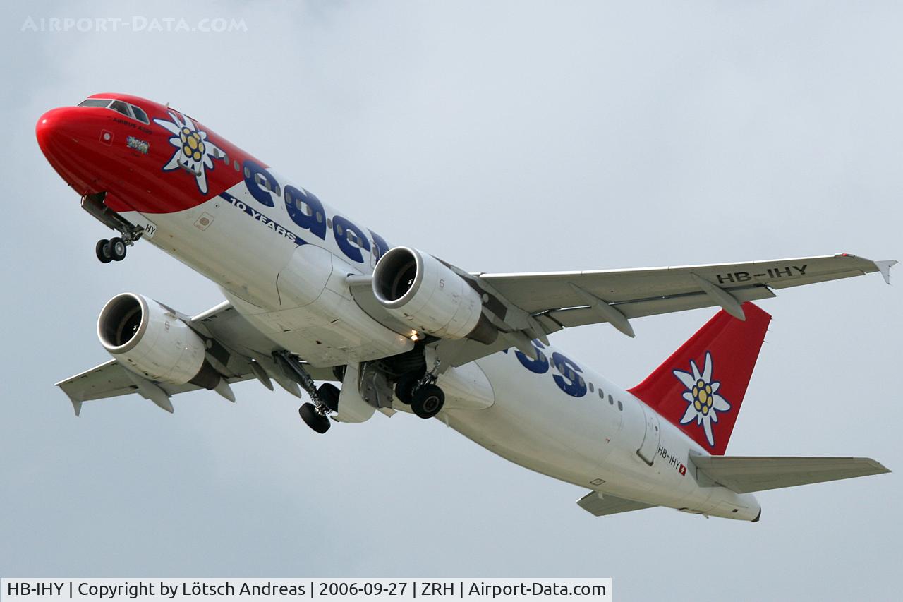 HB-IHY, 1998 Airbus A320-214 C/N 947, take of at Zurich Airport