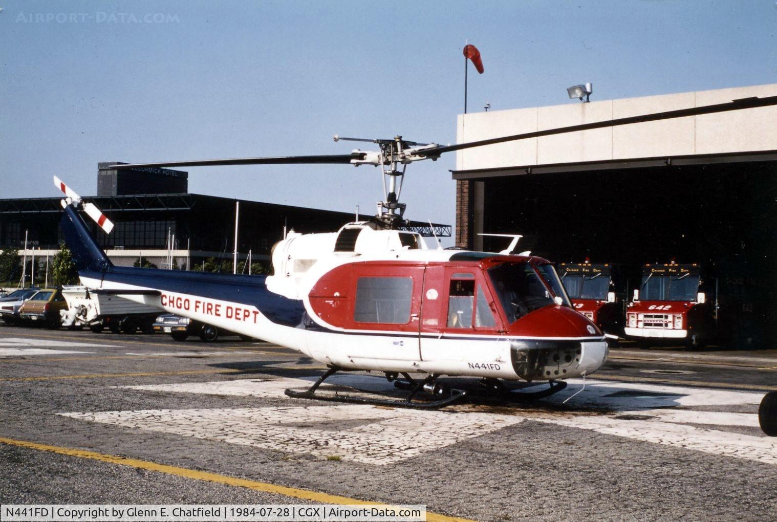 N441FD, 1961 Bell UH-1B C/N 371, At old Meigs field, Chicago Fire Department