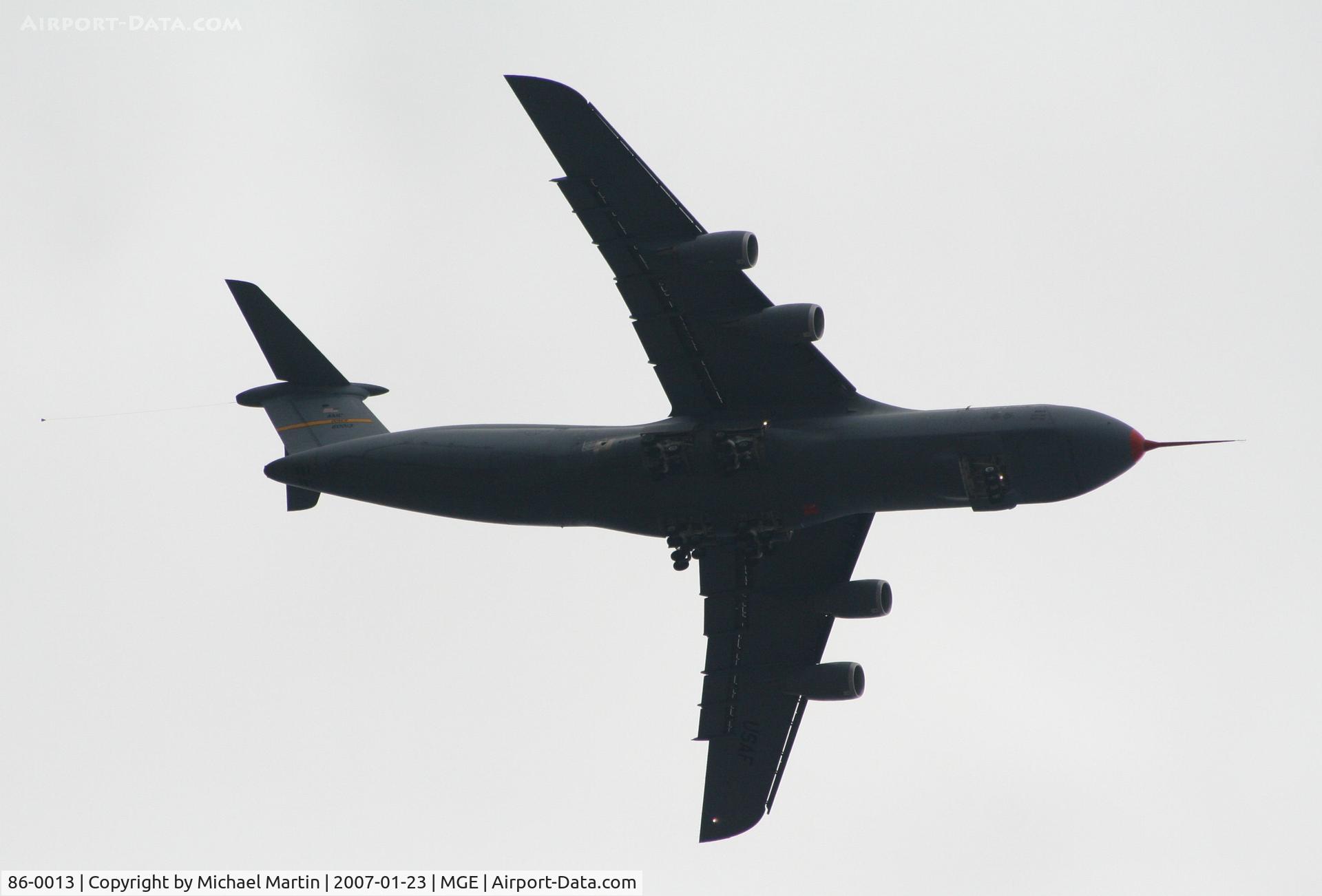 86-0013, 1986 Lockheed C-5B Galaxy C/N 500-0099, C-5 on final for DARB (Note red nose)