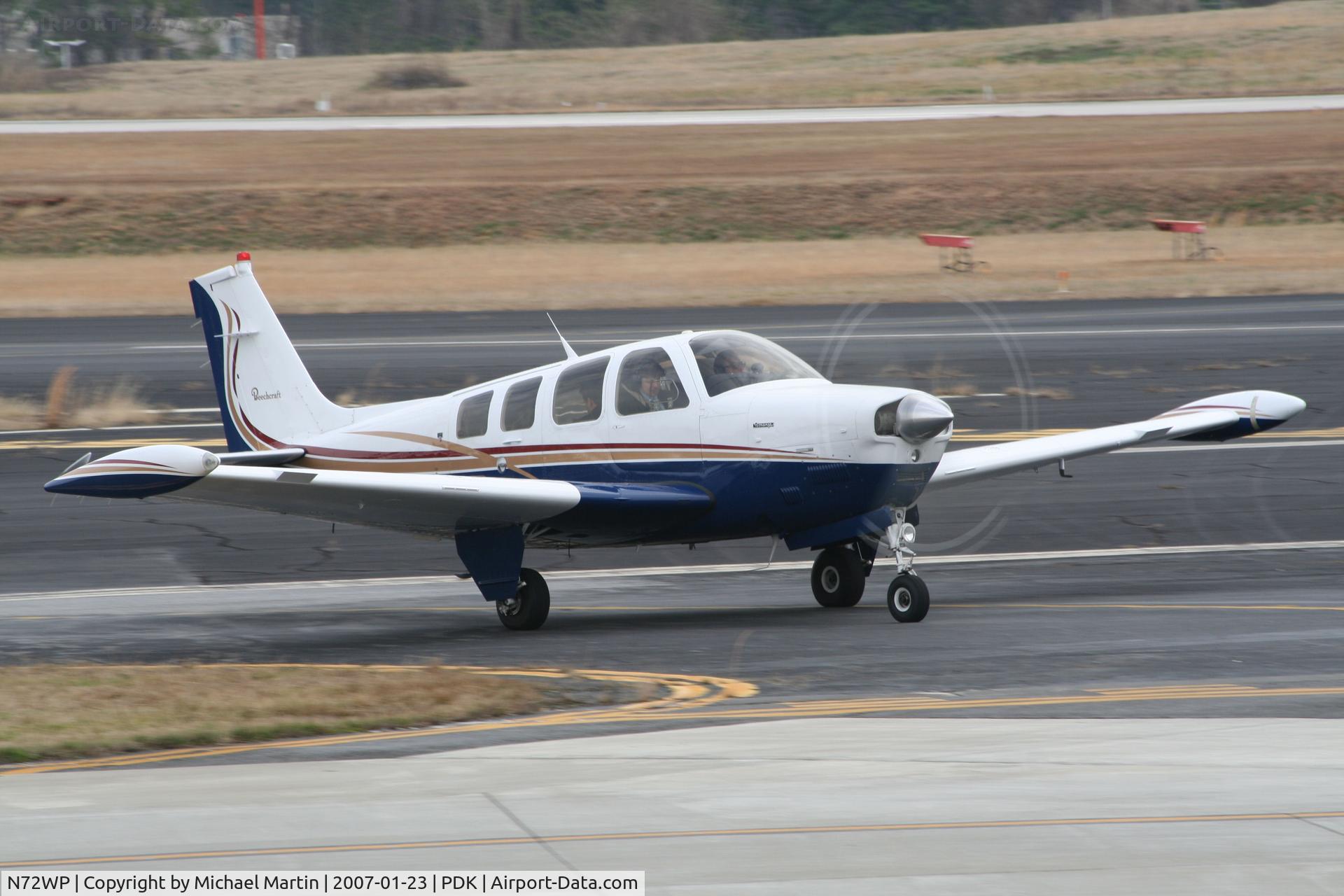 N72WP, 1985 Beech A36 Bonanza 36 C/N E-2288, Taxing to Runway 2L